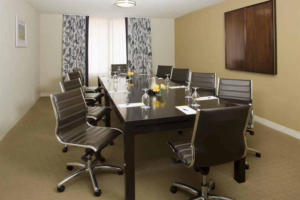 Sheraton Suites Fort Lauderdale At Cypress Creek Zewnętrze zdjęcie